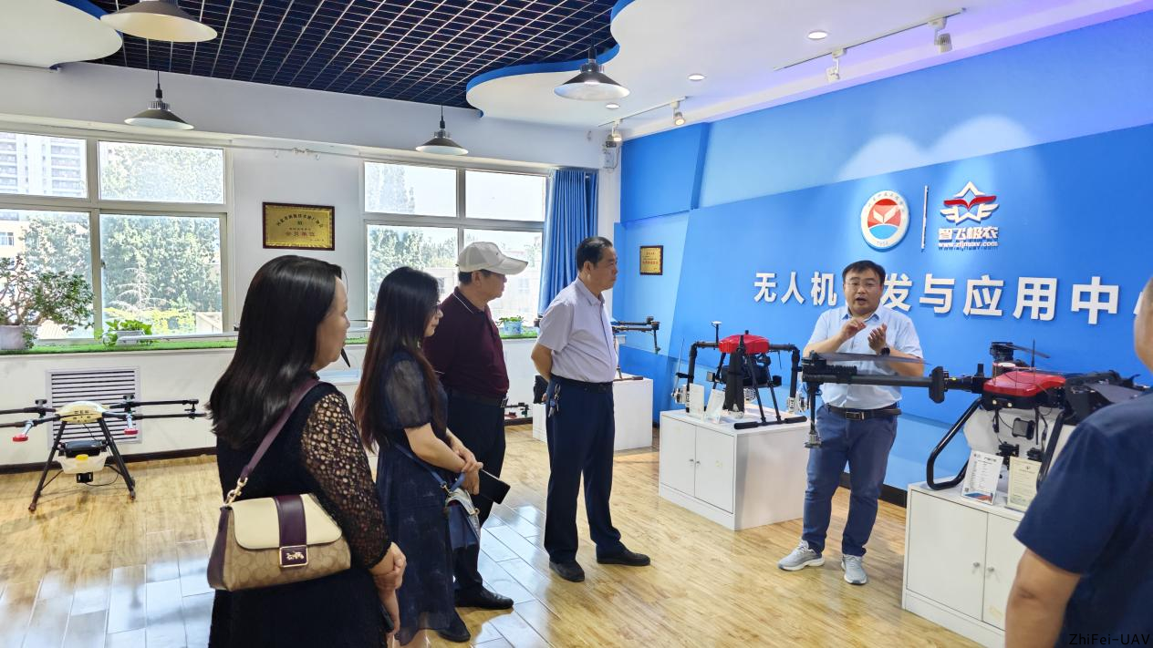 河北智飛極農(nóng)無(wú)人機(jī)科技|一鳶科技|行業(yè)定制無(wú)人機(jī)